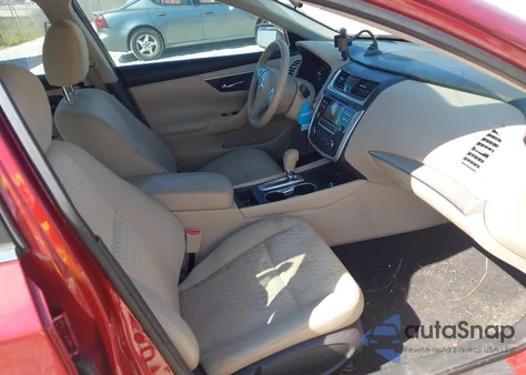 2016 Nissan Altima 2.5 S from USA, damaged, VIN 1N4AL3AP4GC249229